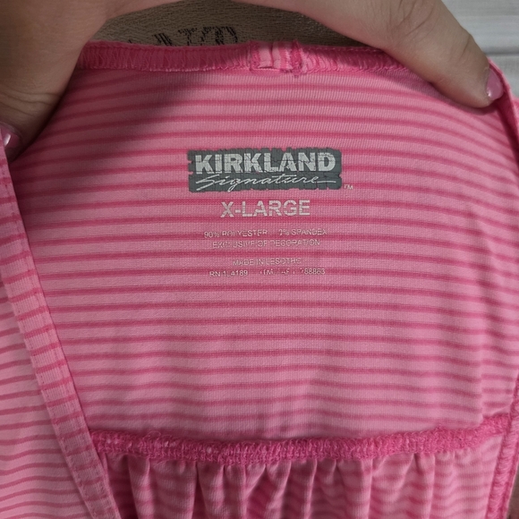 Kirkland Signature Women's Neon Pink Moisture Wicking Striped Tank Top - Picture 4 of 4